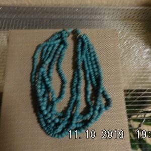 Turquoise beaded fashion necklace